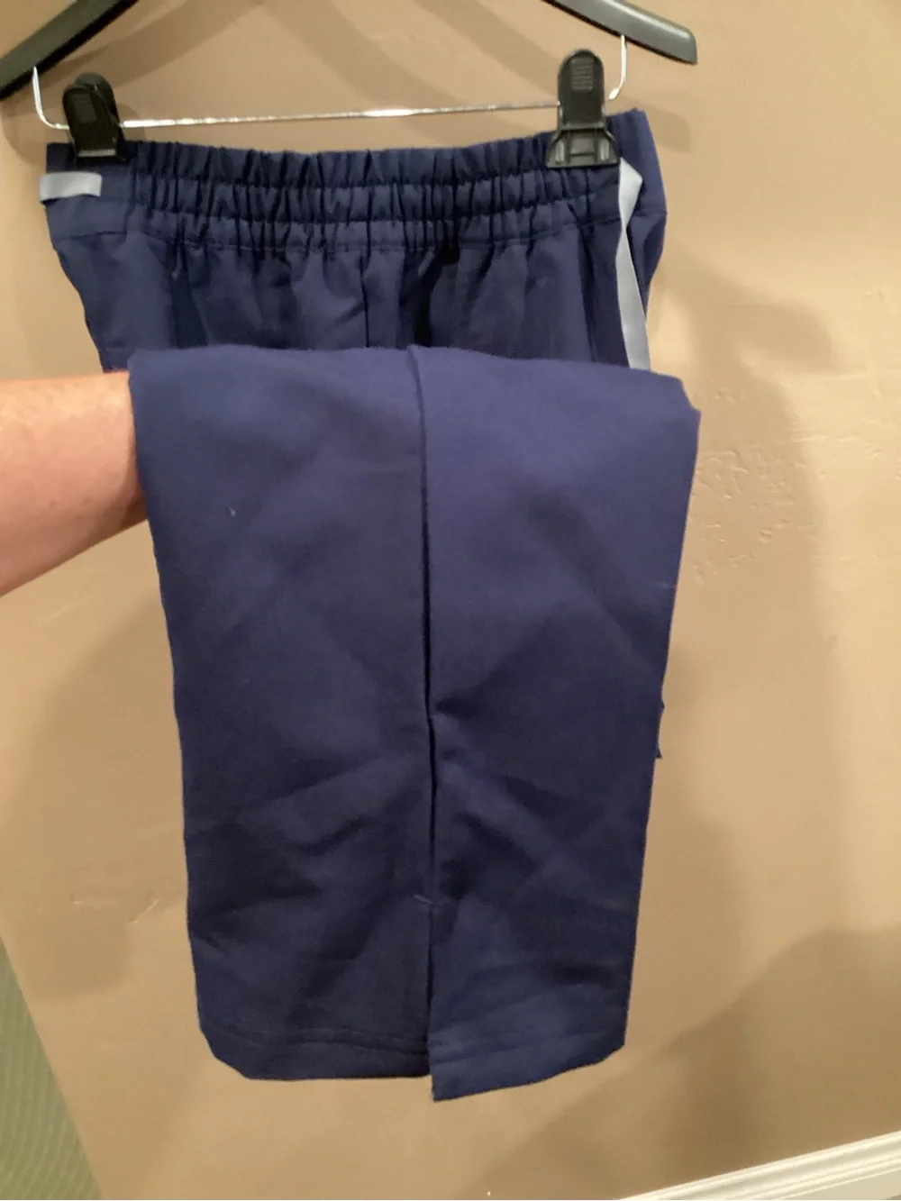 Figs Men's Navy Blue Drawstring Scrub Joggers
